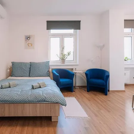 Bnb Slovakia Charming Nest In Old Town Bratislava Exterior photo